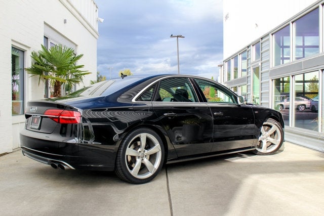 2015 Audi S8 4dr Sdn