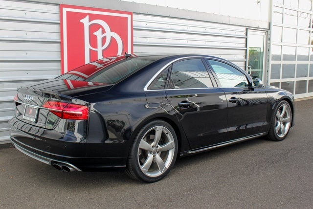 2015 Audi S8 4dr Sdn