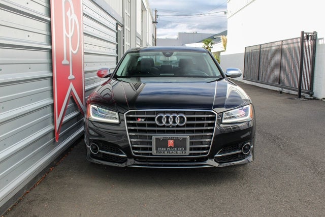 2015 Audi S8 4dr Sdn