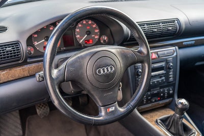 2002 Audi S4 4dr Sdn quattro AWD Man