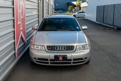 2002 Audi S4 4dr Sdn quattro AWD Man