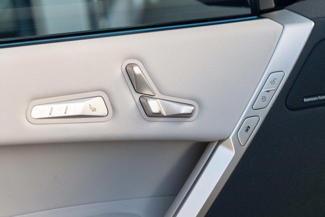 2022 BMW iX xDrive50