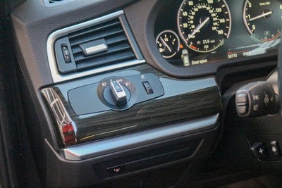 2015 BMW 5 Series Gran Turismo 550i