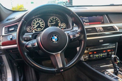 2015 BMW 5 Series Gran Turismo 550i