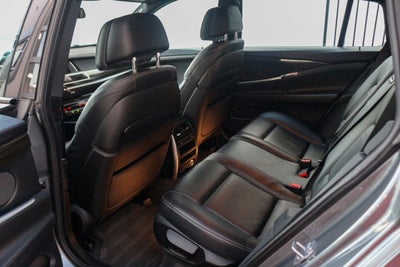 2015 BMW 5 Series Gran Turismo 550i