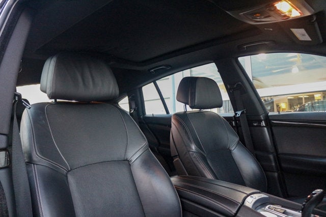 2015 BMW 5 Series Gran Turismo 550i