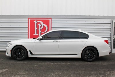 2017 BMW 7 Series 740i M-Sport