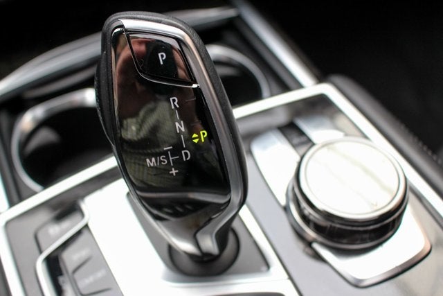 2017 BMW 7 Series 740i M-Sport