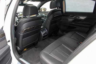 2017 BMW 7 Series 740i M-Sport