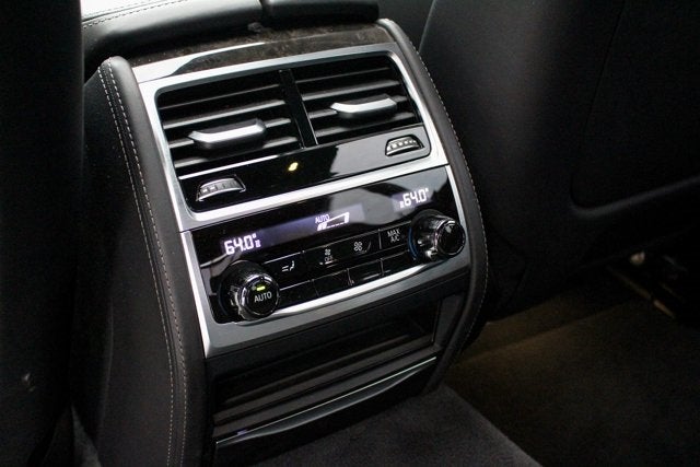 2017 BMW 7 Series 740i M-Sport