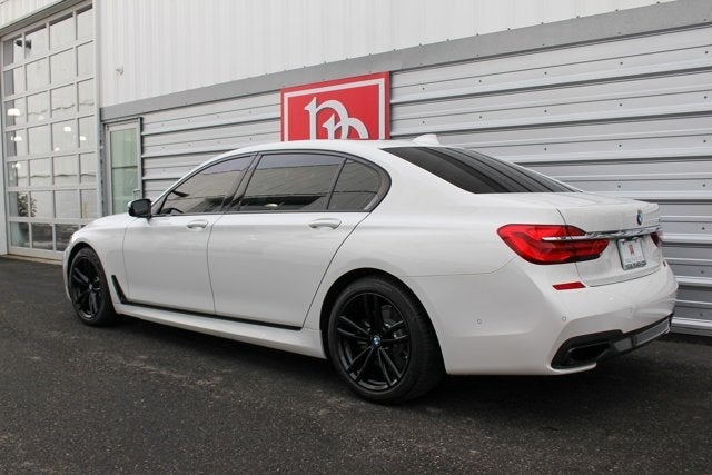 2017 BMW 7 Series 740i M-Sport