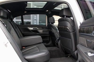 2017 BMW 7 Series 740i M-Sport