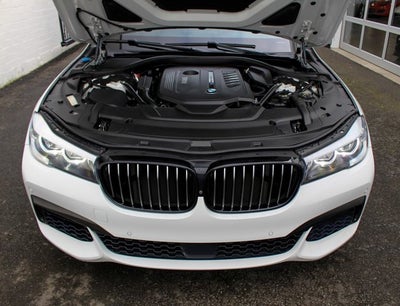 2017 BMW 7 Series 740i M-Sport