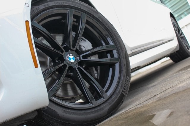 2017 BMW 7 Series 740i M-Sport