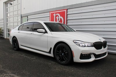 2017 BMW 7 Series 740i M-Sport