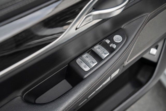 2016 BMW 7 Series 740i