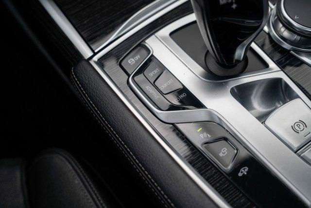 2016 BMW 7 Series 740i