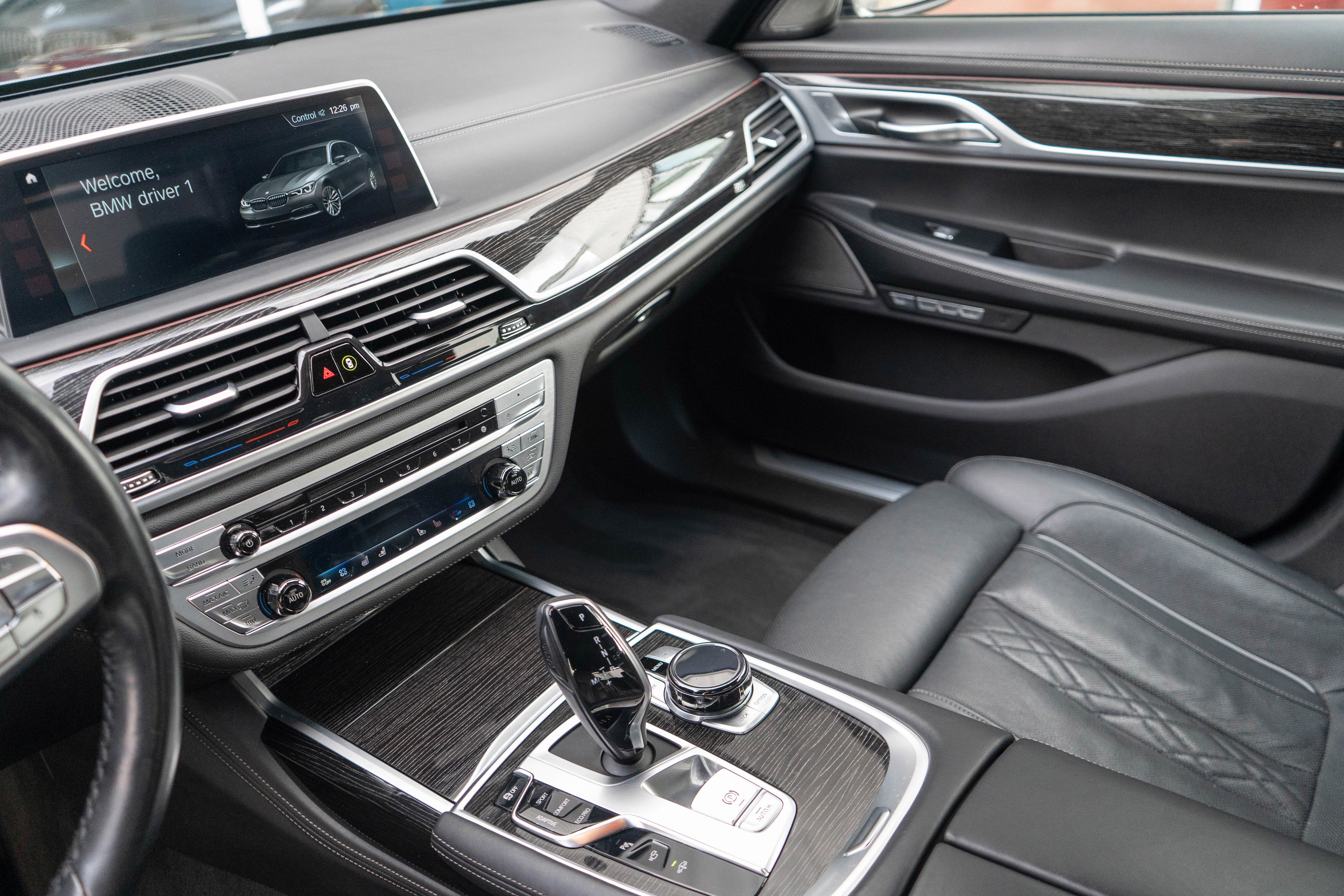 2018 BMW 7 Series 750i