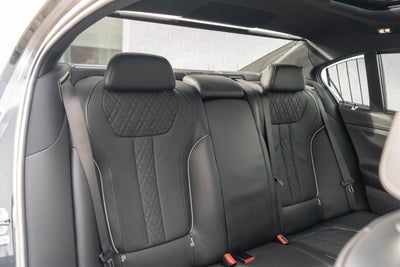 2018 BMW 7 Series 750i