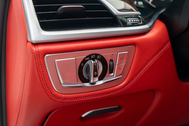 2017 BMW 7 Series M760i xDrive