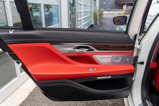 2017 BMW 7 Series M760i xDrive