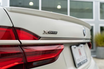 2017 BMW 7 Series M760i xDrive