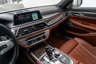 2019 BMW 7 Series M760i xDrive