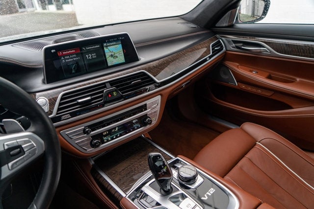 2019 BMW 7 Series M760i xDrive