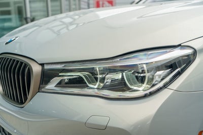 2019 BMW 7 Series M760i xDrive