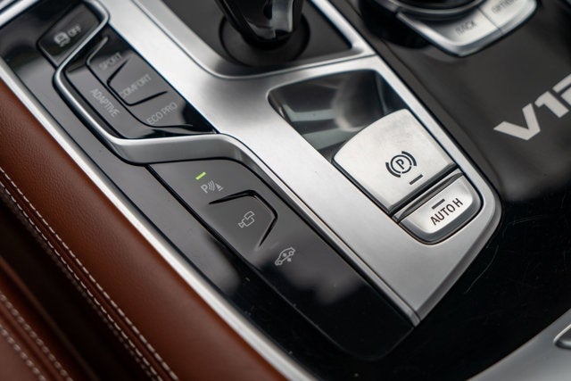 2019 BMW 7 Series M760i xDrive