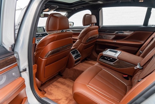 2019 BMW 7 Series M760i xDrive