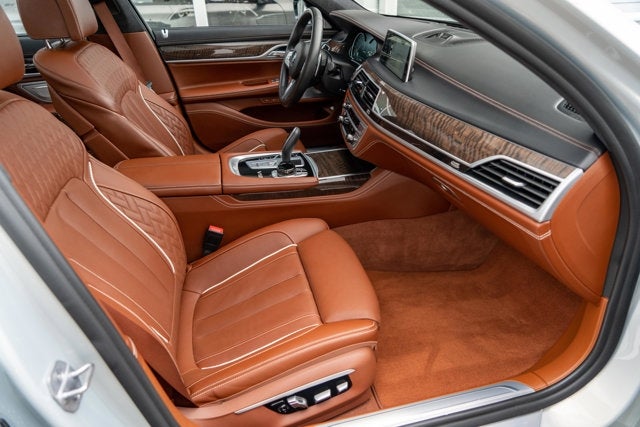 2019 BMW 7 Series M760i xDrive