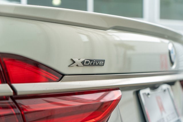 2019 BMW 7 Series M760i xDrive