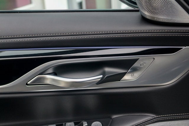 2018 BMW 7 Series M760i xDrive