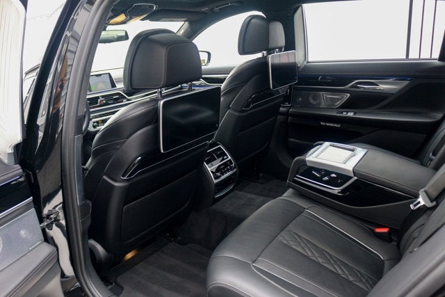 2018 BMW 7 Series M760i xDrive