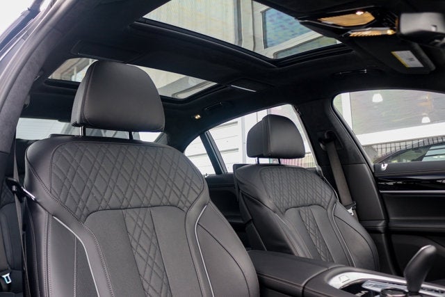 2018 BMW 7 Series M760i xDrive