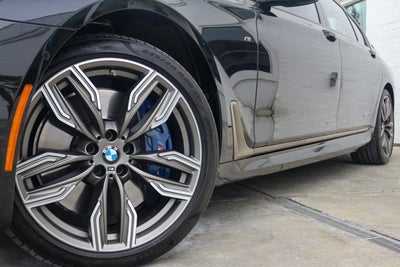 2018 BMW 7 Series M760i xDrive