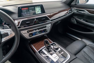 2019 BMW 7 Series M760i xDrive