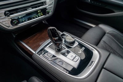 2019 BMW 7 Series M760i xDrive