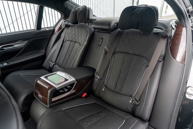 2019 BMW 7 Series M760i xDrive