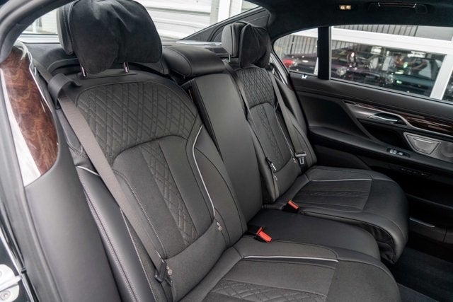 2019 BMW 7 Series M760i xDrive