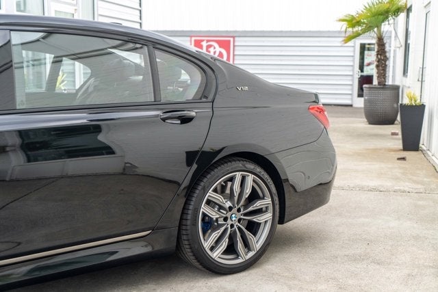 2019 BMW 7 Series M760i xDrive