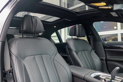 2018 BMW 7 Series 740e xDrive iPerformance