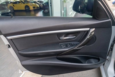 2016 BMW 3 Series 328i xDrive
