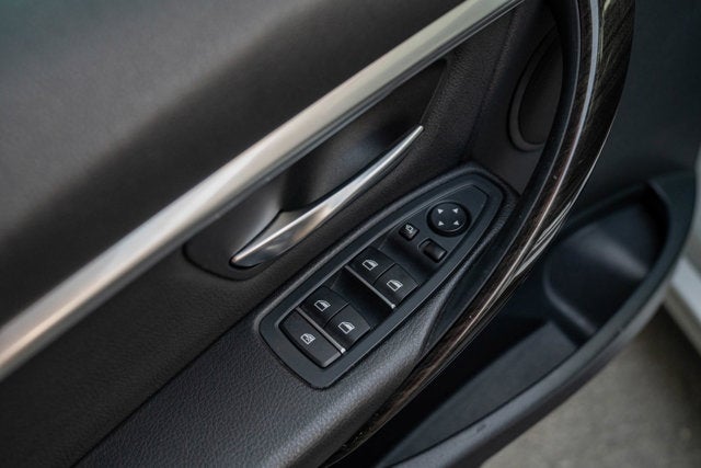 2016 BMW 3 Series 328i xDrive