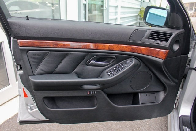 2001 BMW 5 Series 540i