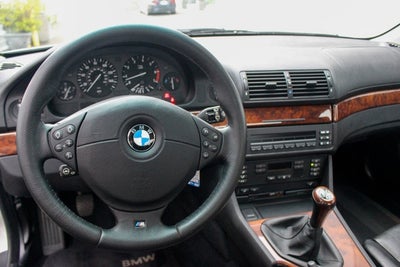 2001 BMW 5 Series 540i