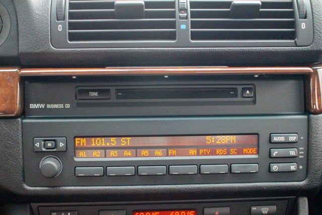 2001 BMW 5 Series 540i