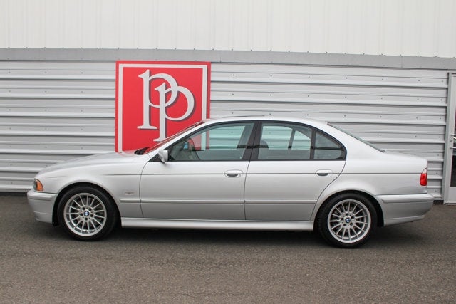 2001 BMW 5 Series 540i