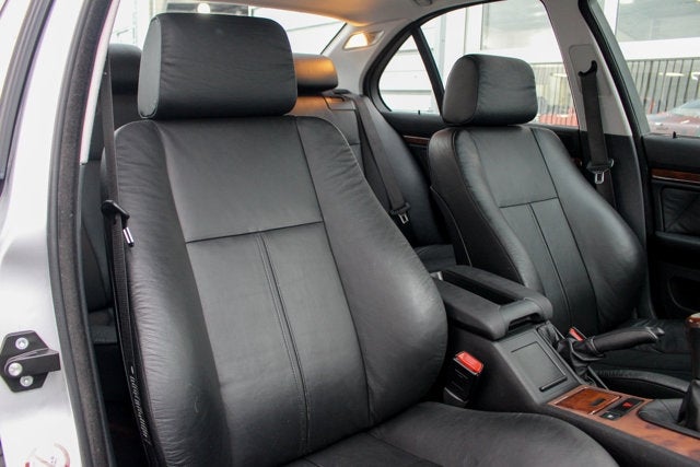 2001 BMW 5 Series 540i